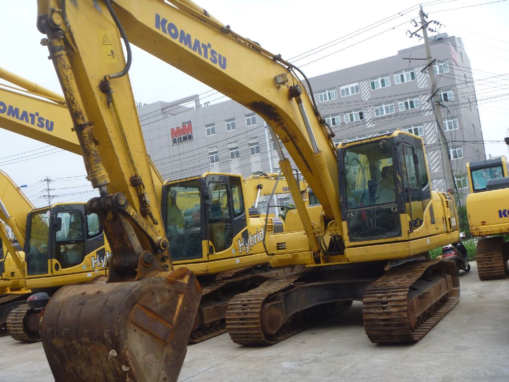 PC200-8 DBB3921